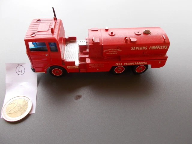 SOLIDO CAMION BERLIET SAPEURS POMPIERS LANCE MOUSSE Ref. 3107 Made in