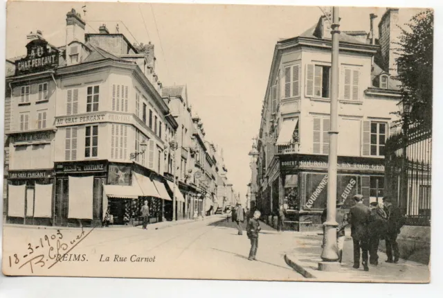REIMS - Marne - CPA 51 - les rues - la rue Carnot - Fleurs et couronnes Robert