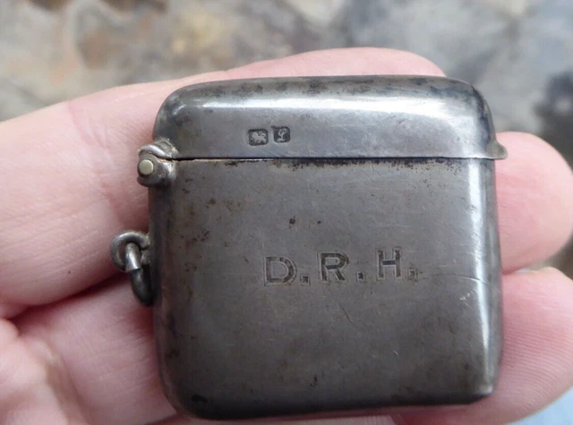Antique Hallmarked Solid Silver Vesta Case Chester 1911