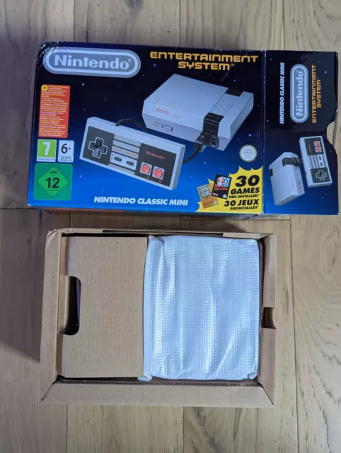 Console Nintendo NES Classic Mini en boite  - TBE