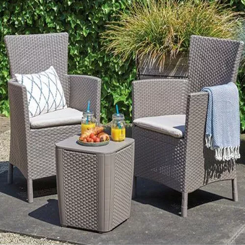 Set da giardino con tavolo in resina polirattan e 2 poltrone sedie con cuscino