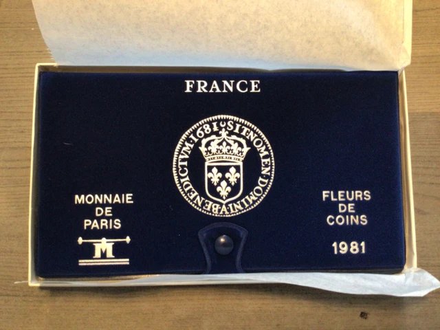 Coffret FRANCE. FDC 1981