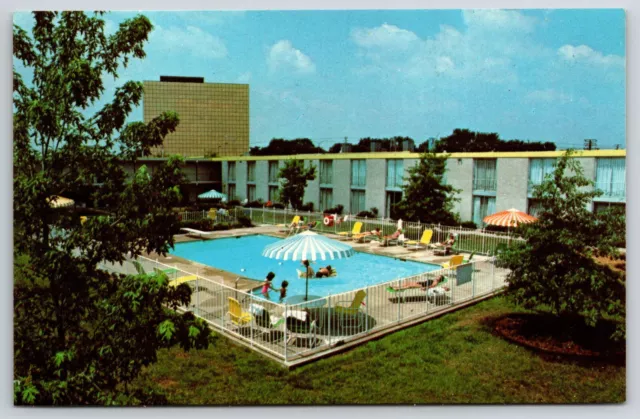 Hilton Airport Inn Nashville TN Tennessee Pool View Postcard Vintage