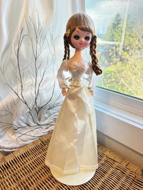 Vintage Big Eyes BRADLEY Doll made in Korea Victorian Dress & Stand