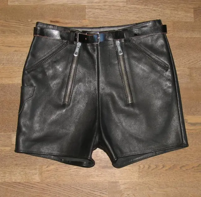 Corti Bambini- Trachten- Pantaloni IN Pelle Cuoio Liscio Nero Circa Tgl 140
