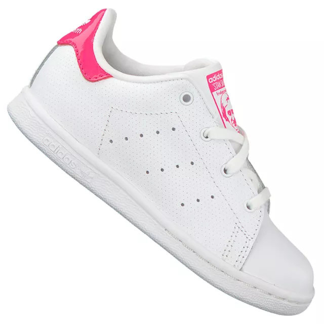 baskets marque Adidas enfant fille couleur rose bon etat general sport  tennis