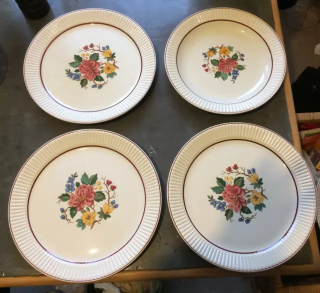 lot 3 assiettes plates 1 assiette creuse Villeroy et Boch Mettlach modele Venise