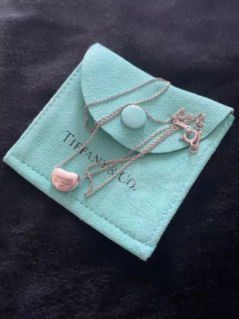Autentic Tiffany & Co Elsa Peretti Sterling Silvet Small Bean Necklace