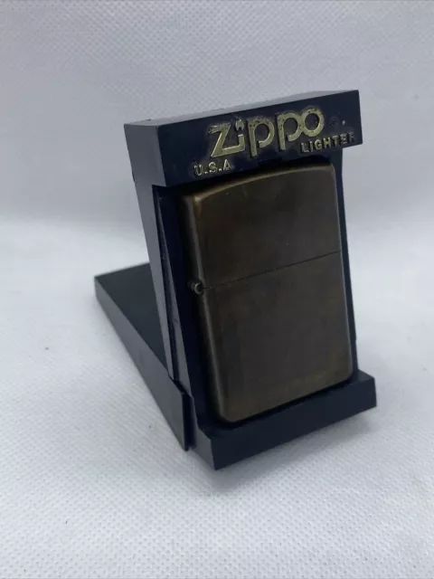 Vintage Zippo Lighter - Solid Brass - Made in Bradford, USA Unfired - G - 01