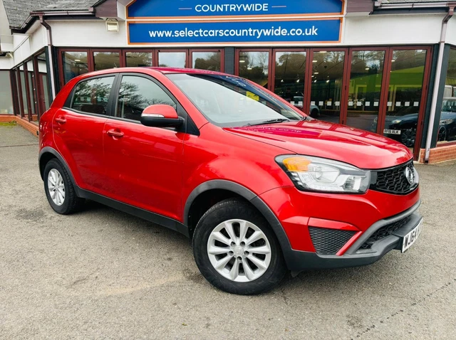 Porte Avant Droite Ssangyong Turismo 2015 - Rouge - Diesel - Pièce Auto