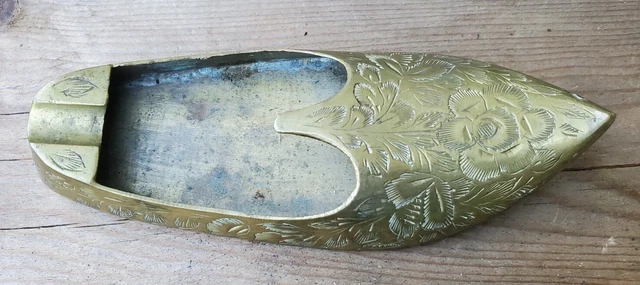 Vintage MCM Solid Brass Etched Slipper Shoe Ashtray Incense Made In India1955(?)