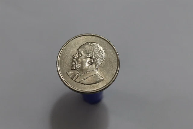 Kenya 50 Cents 1966 High Grade B32 #Z922