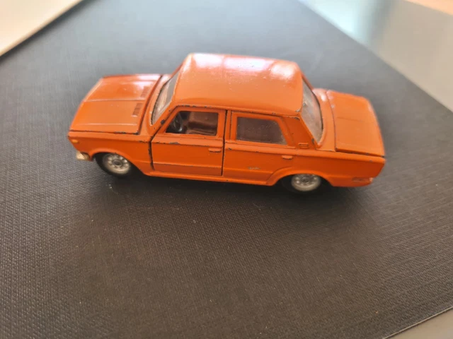 Huki / Jouets anciens en tôle / ance - Fabtintoys