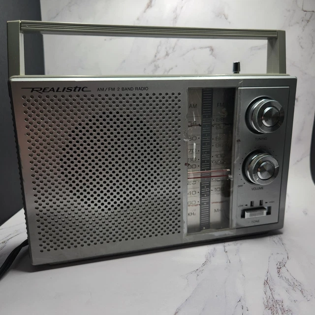 VINTAGE RADIOSHACK REALISTIC AM/FM Portable Radio Model 12-716 Barely ...