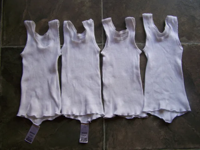 Baby's Bonds White Cotton Knit Singlets x 4 Size 0000 VGC