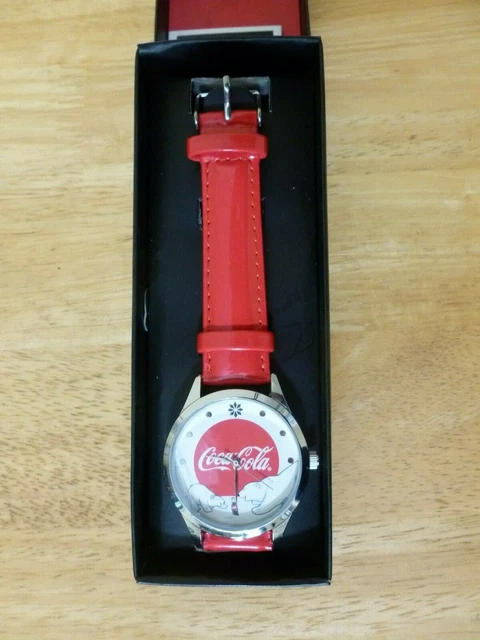 Coca-Cola Avon Christmas Bears Red Band Men's Wrist Watch. New Battery.