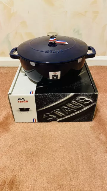 NIB Staub Cast Iron 3.75 Qt Essential French Oven with Lid - Navy Blue