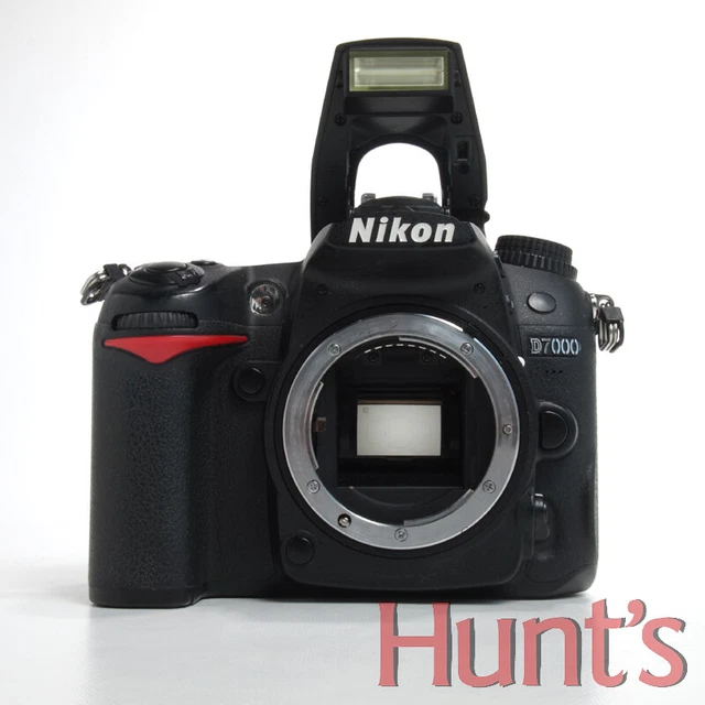 Nikon D7000 Dx Format 16.2Mp Digital Slr Camera Body Only   *** Please Read ***