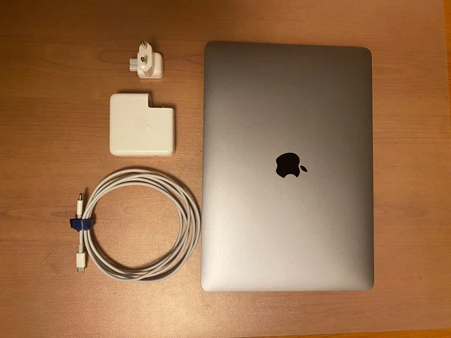 MacBook Pro A1708 late 2016_Read the Description