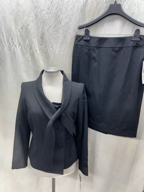 Lesuit Skirt Suit/Black/Size 6/New With Tag/Retail$240/Lined/