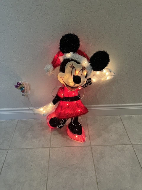 Disney Christmas MINNIE MOUSE 3D LIGHT-UP Yard Sculpture Outdoor