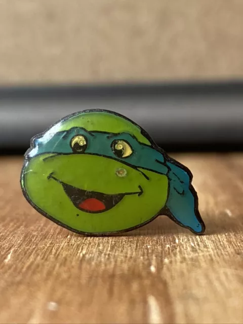 PINS PIN BADGE RETROGAMING NINTENDO TORTUE NINJA  Leonardo Léo Tmnt