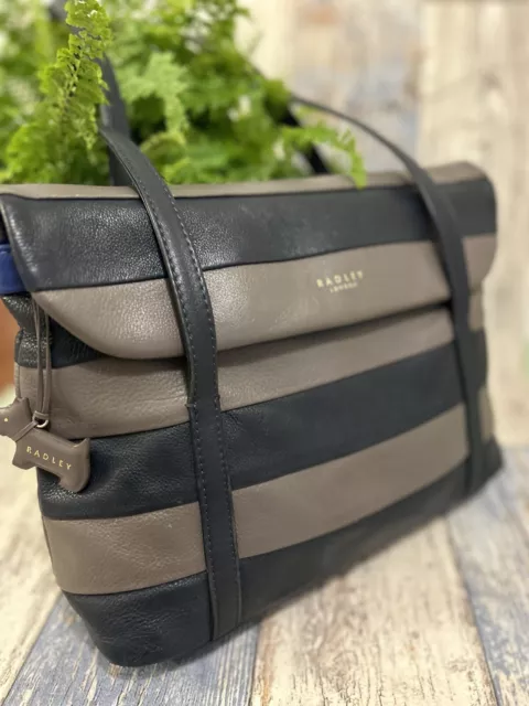 Genuine Radley London handbag /Shoulder Bag /Work Bag/navy Grey Leather🌿🌿vgc