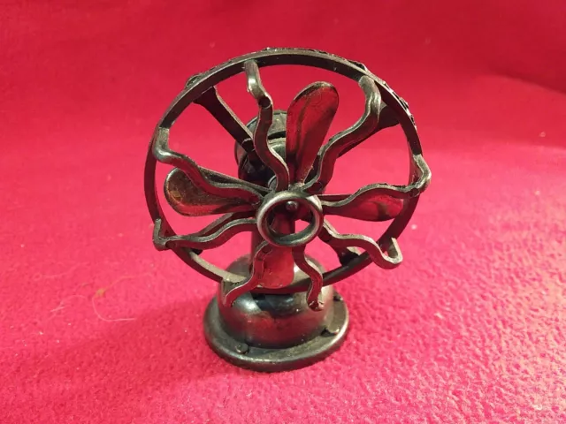 Antiker Ventilator Anspitzer Spitzer Metall Sammlerstück Nostalgie Retro (504)