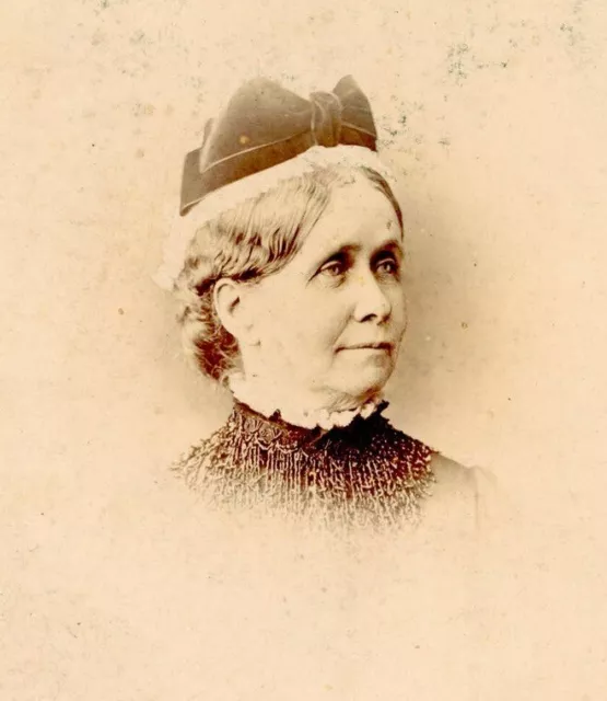 Antique CDV Carte De Visite H J Spink West Brighton Victorian lady #38 photo