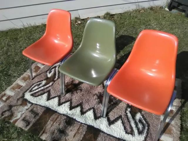 Set 3 HOWELL Commercial Fiberglass Shell Chairs Mid Century Modern Vintage Eames