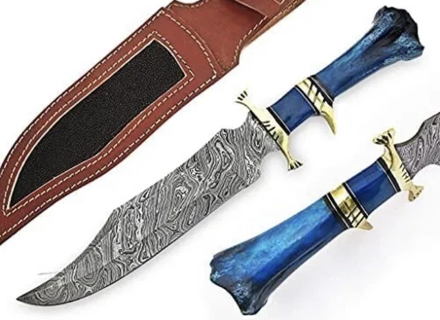 Beautiful Custom Hand Made Damascus Steel Hunting Bowie Knife Handle Camel Bone