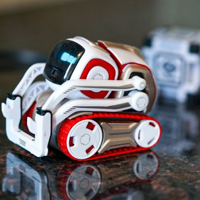 ANKI COZMO Complete Robot, 3 Cubes, Charging Cradle and New Batteries