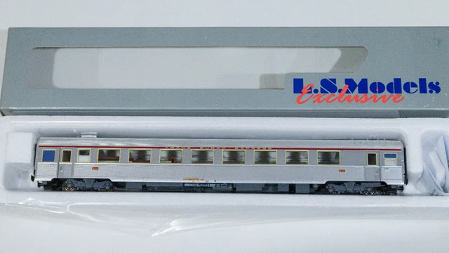 LS Models 40388 - Voiture VSE A9u Corail+ SNCF - Échelle HO 1:87 - Neuf