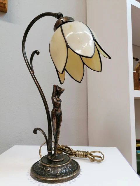 Lampada da tavolo ballerina ottone paralume stile tiffany