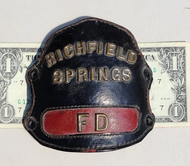 VINTAGE RICHFIELD SPRINGS Fire DEPARTMENT HELMET LEATHER SHIELD / New