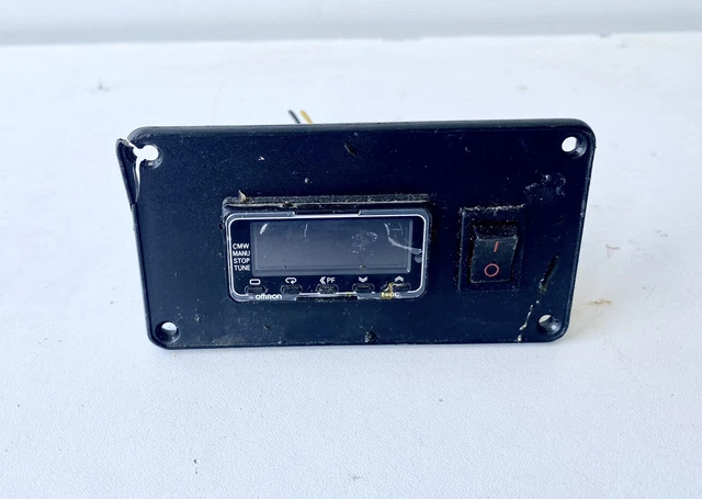 Omron E5GC-QX1ACM-000 temperature control #