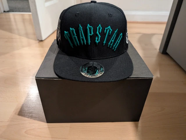 Trapstar Irongate Strapback Cap (Trapstar London Irongate 