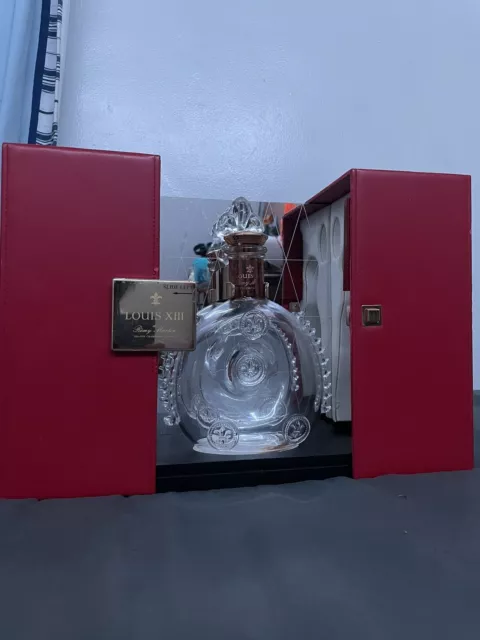 louis xiii empty bottle with carying case