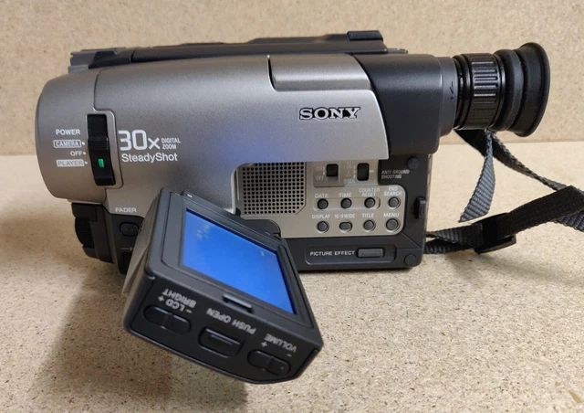 中古良品】SONY みっともない DIJITAL Hi8 TRV-935
