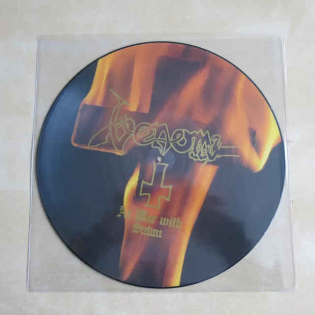 VENOM At War With Satan - LP Picture Disc ordentliche Schallplatten ORDENTLICH (P) 1015 1984