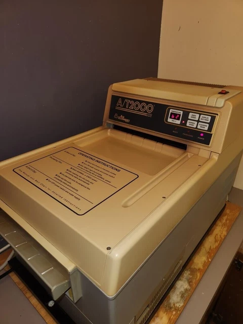 Air Techniques A/T 2000 XR Film Processor Working with racks