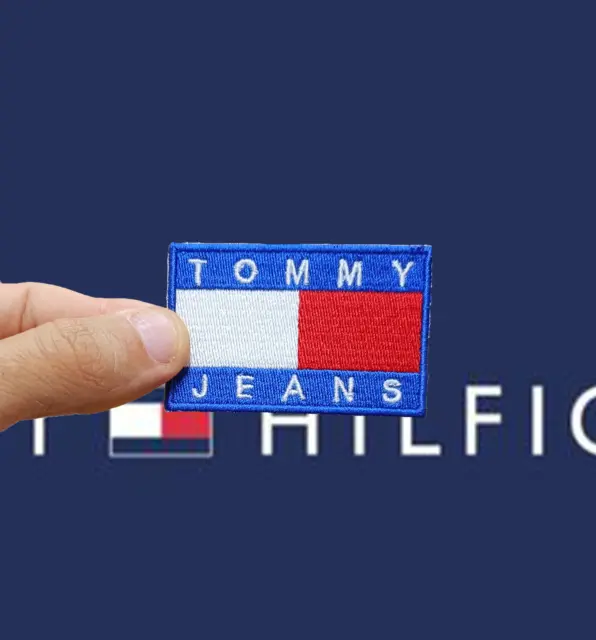 Patch ricamata Tommy Jeans toppa abbigliamento leggere descrizione