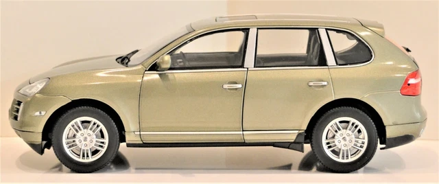 1/18 PORSCHE CAYENNE GTS Orange 2008 Norev Haut de