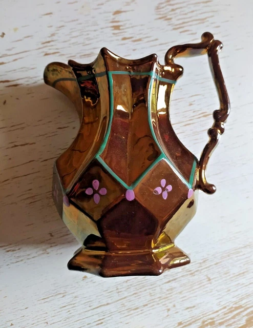 pichet 19 cm en faïence lustrée dans le style Jersey à décor floral
