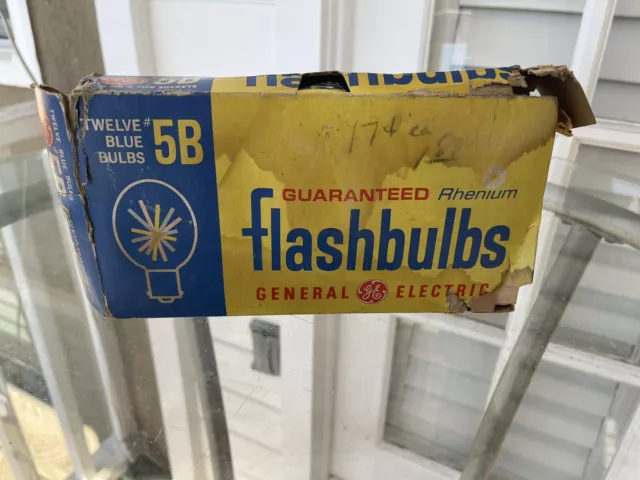 12 Vintage General Electric Ge #5B Blue Rhenium Camera Flashbulbs!