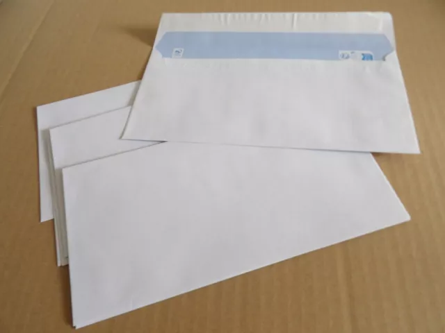 100 Enveloppes Blanches 110 x 220 mm.    Neuf