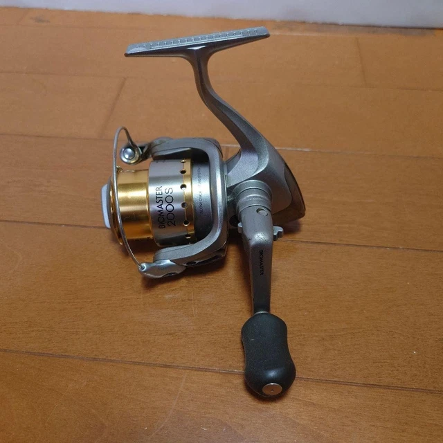 SHIMANO BIOMASTER 2000S Saltwater Spinning Reel, smooth
