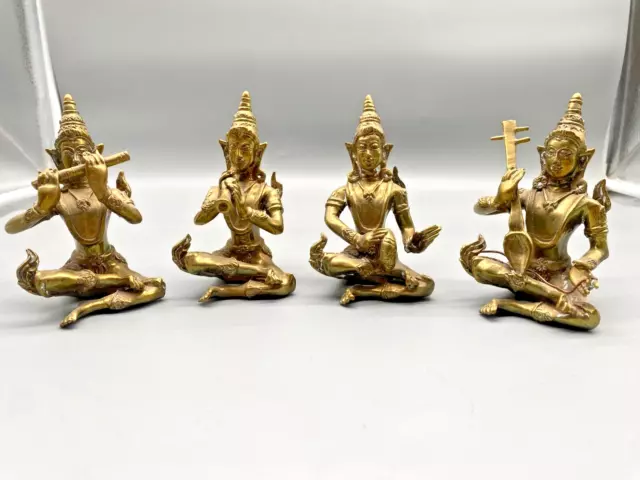 4 Messing Sänger Art deco Vintage Prunkvoll Musikanten Figuren Asiatika Buddha