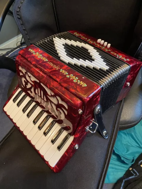 SofiaMari Mini Traveler Accordion - Red Pearl LN