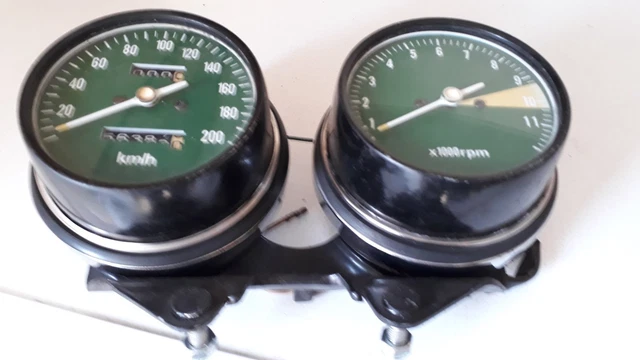 Honda CB 750 Four K1 K2-K6 Crimpring Bördelring